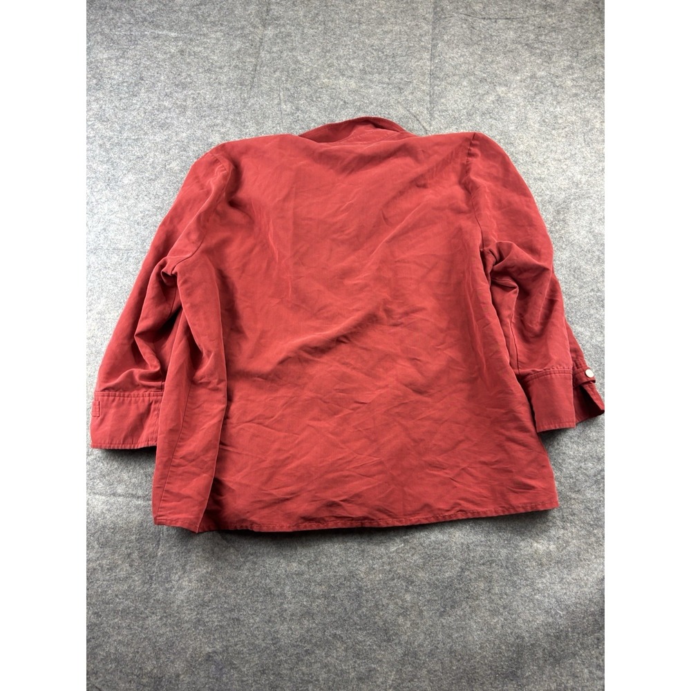 Liz Claiborne First Issue Women's 100% Silk Long Sleeve Button Down Red Size 12 - Picture 6 of 7